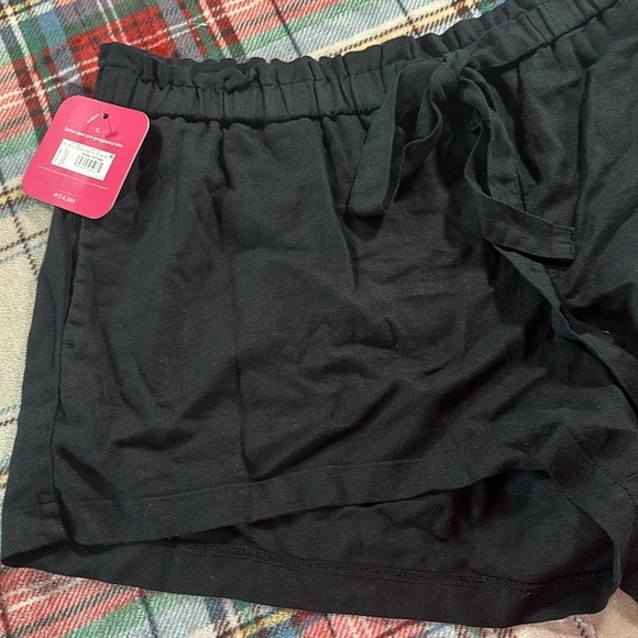 Isabel Maternity Tie Front Pull On Linen Blend Black Shorts size Large NEW - Picture 12 of 14